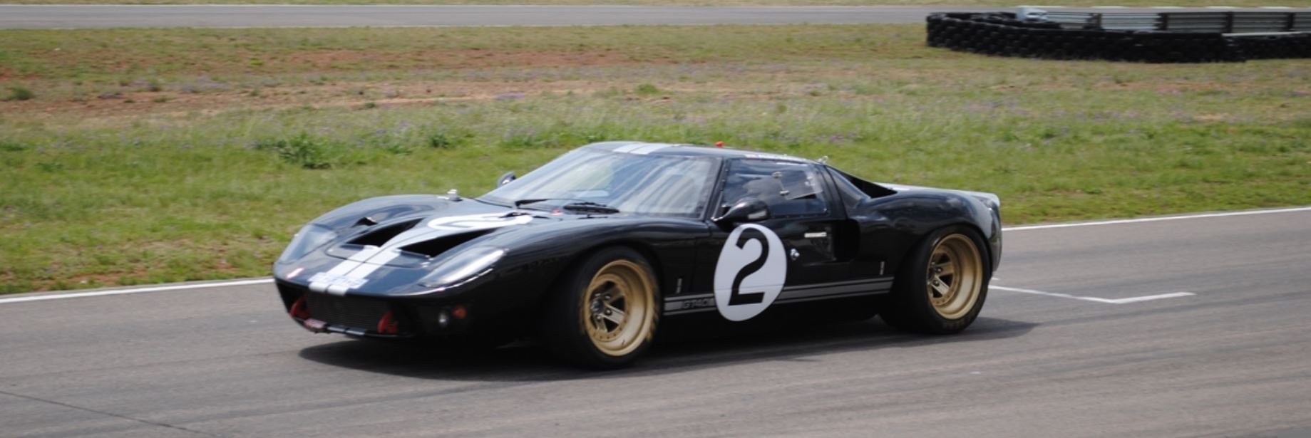 GT40 track GT40 track